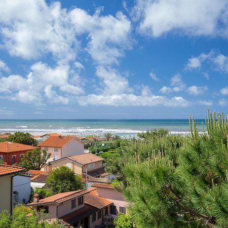 Hotel Il Caravaggio Marina di Pietrasanta Εξωτερικό φωτογραφία